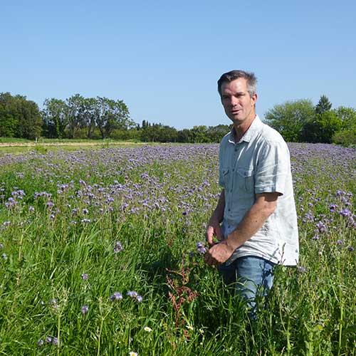 Nicolas Payré, maraîcher à Saint-Nazaire, fait chanter la terre Nicolas Payré, maraîcher à Saint-Nazaire, fait chanter la terre